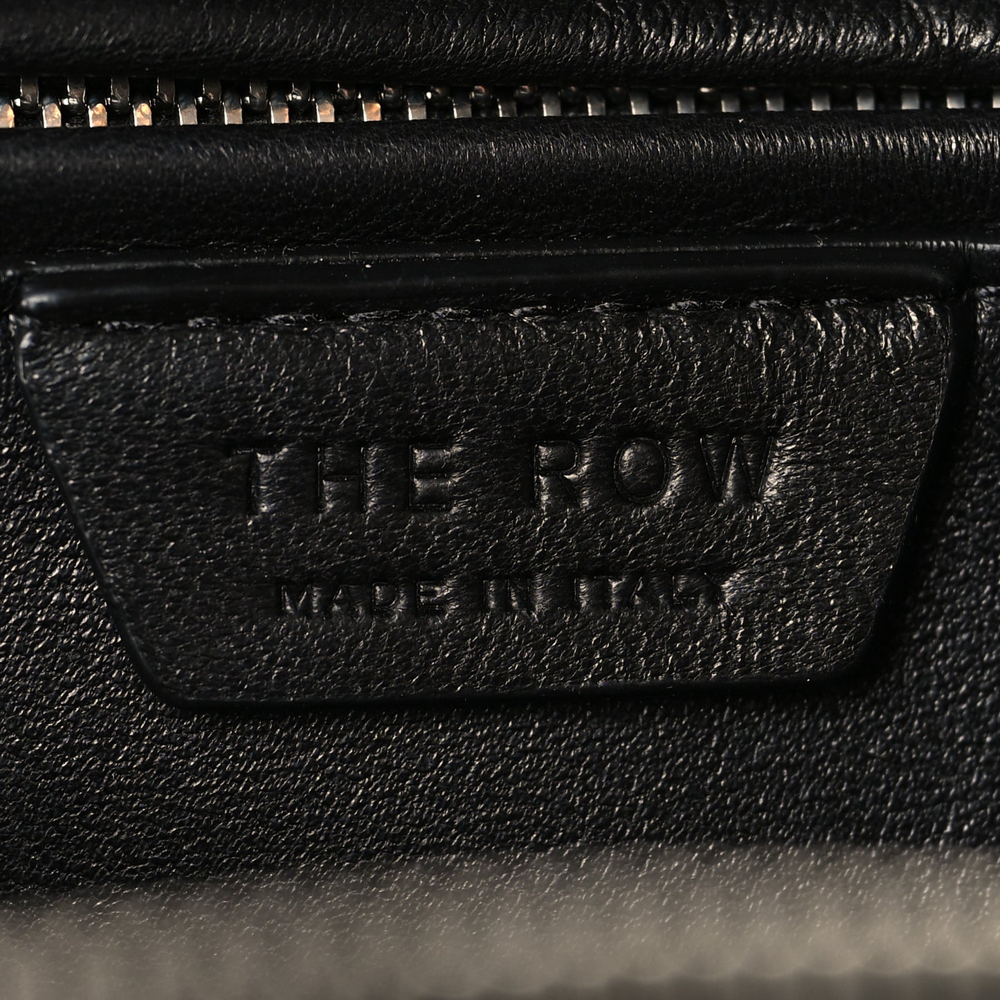Matte Grained Calfskin India 10 Black
