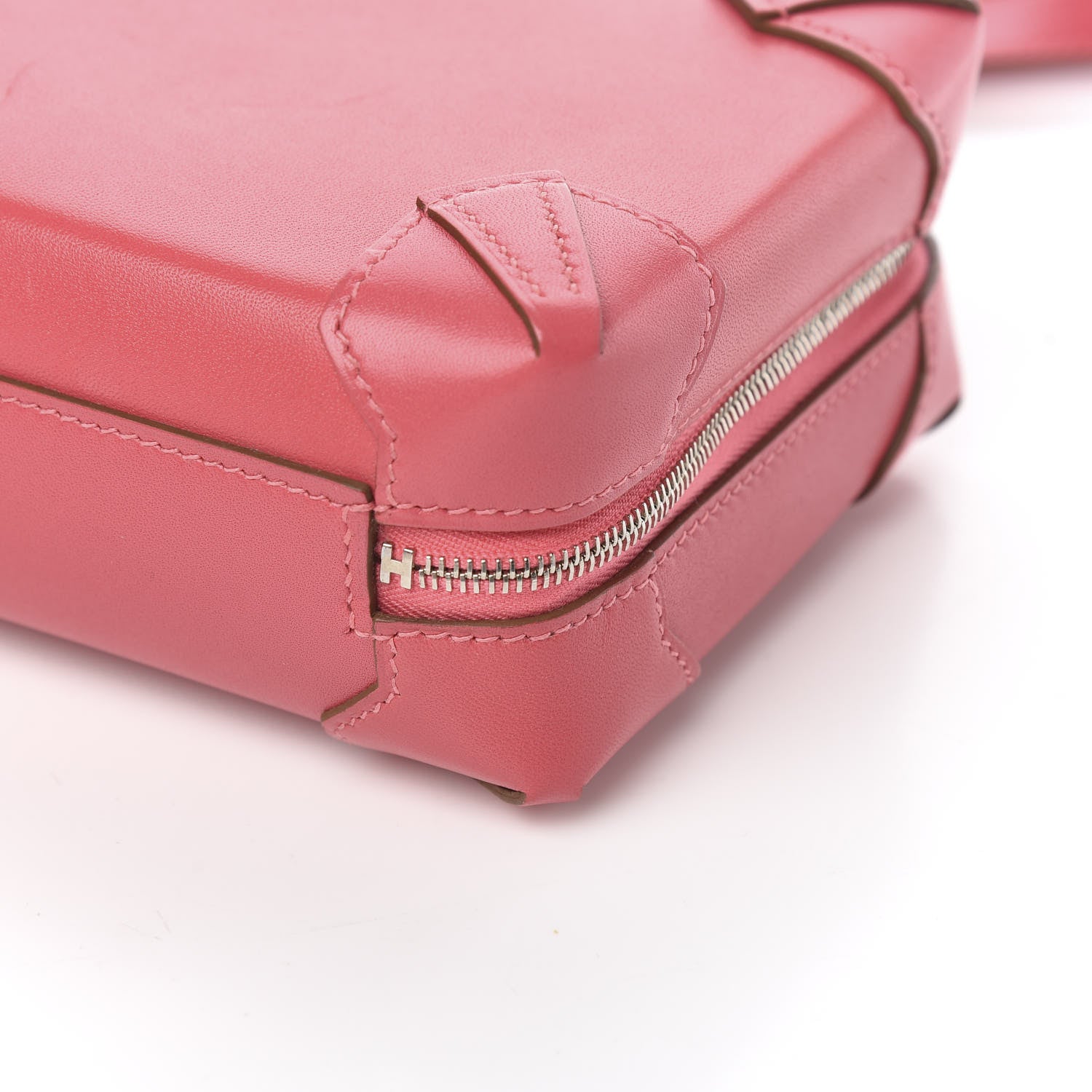 Hermes Tadelakt Mini Pochette Maxibox Rose Lipstick 9 of 10