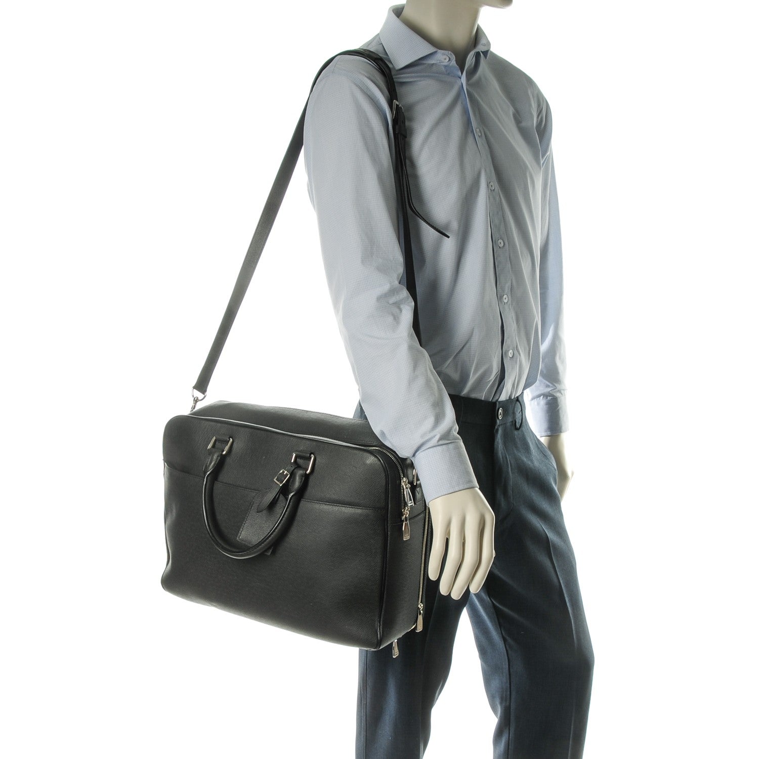 Louis Vuitton Taiga Overnight Ardoise 2 of 7