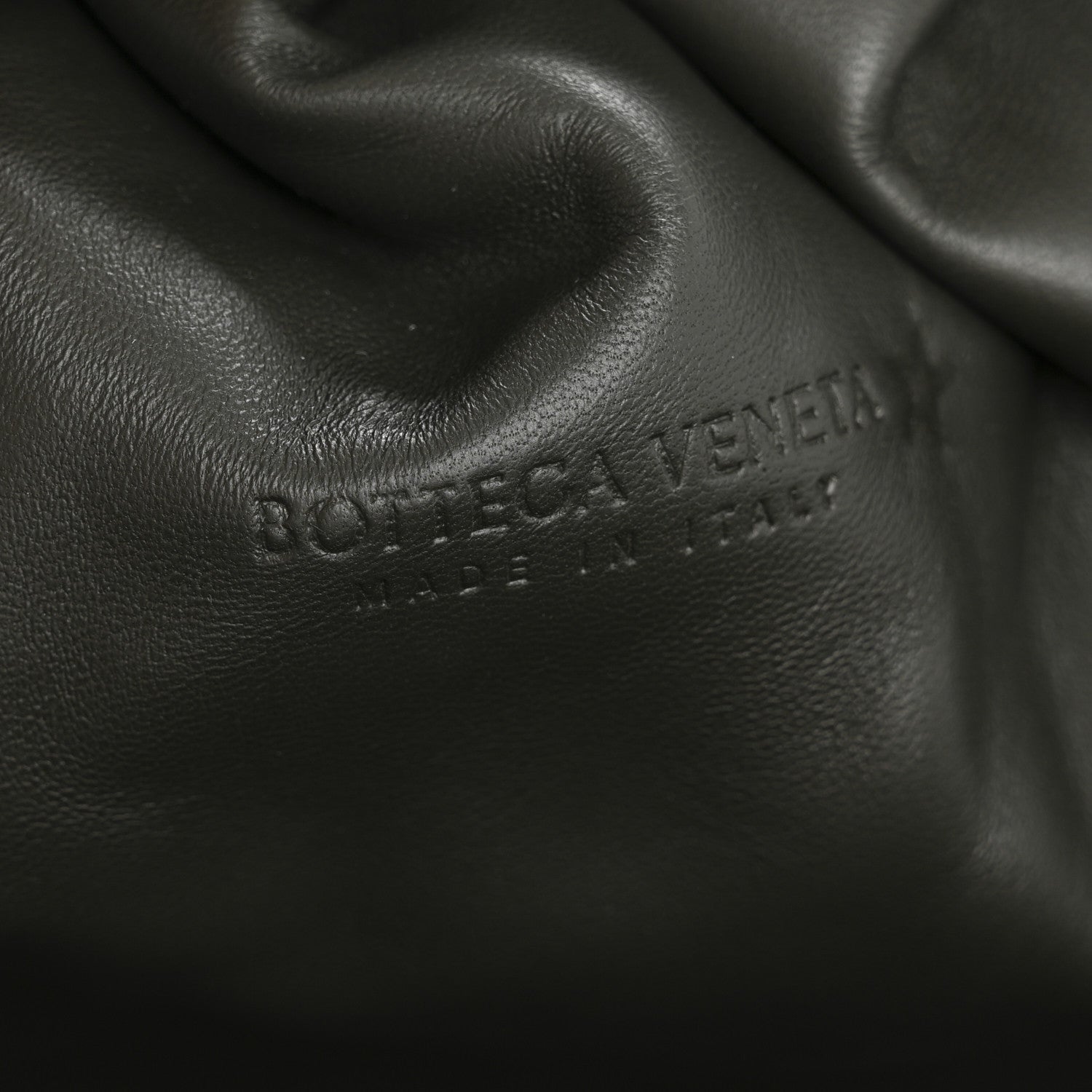 Bottega Veneta Nappa Maxi Intrecciato The Pouch Oversized Clutch Camping 11 of 22