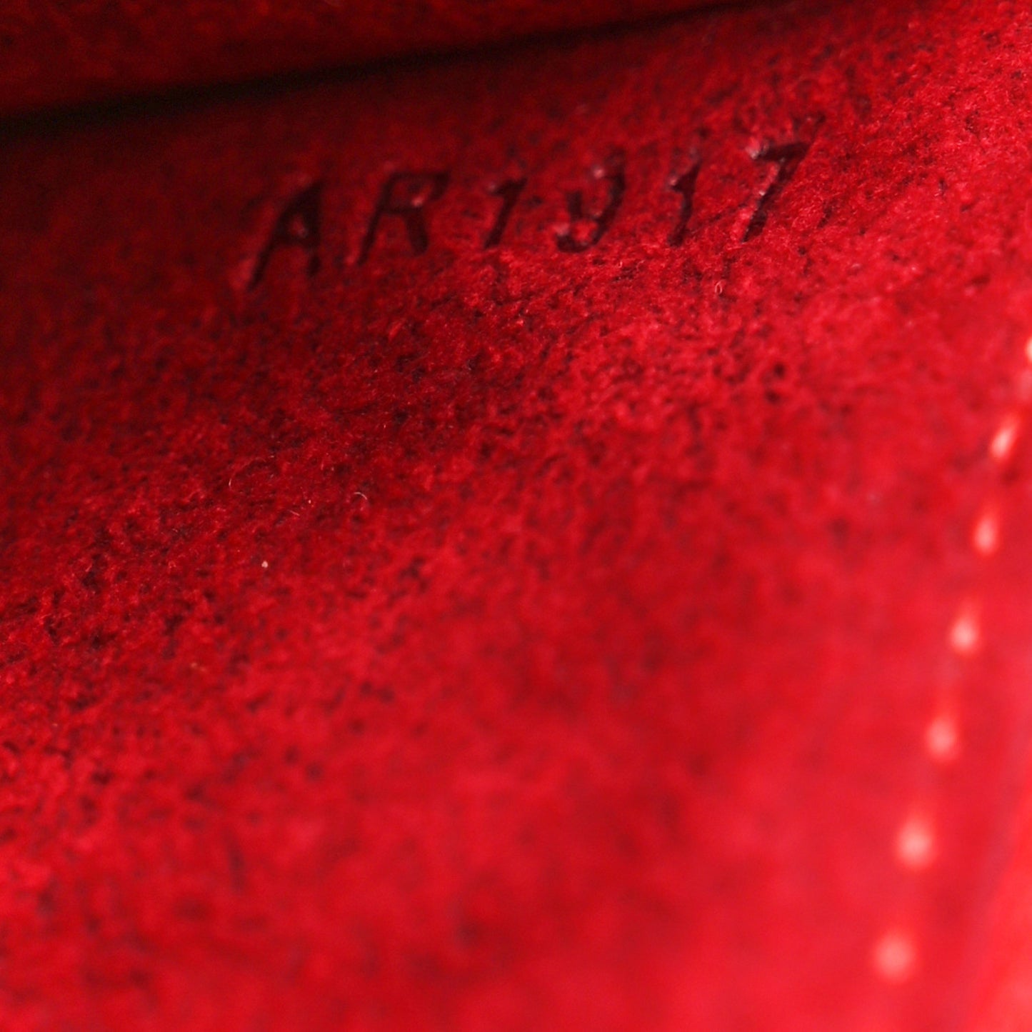 Epi Pochette Accessories 21 Castillan Red