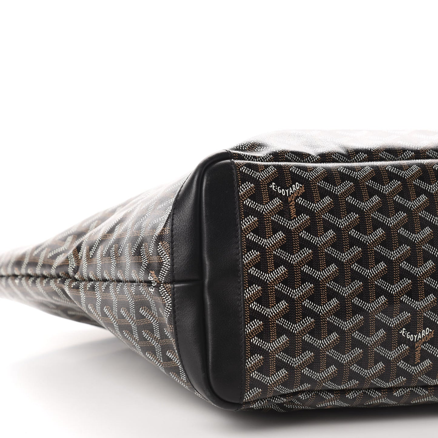 Goyardine Artois MM Black