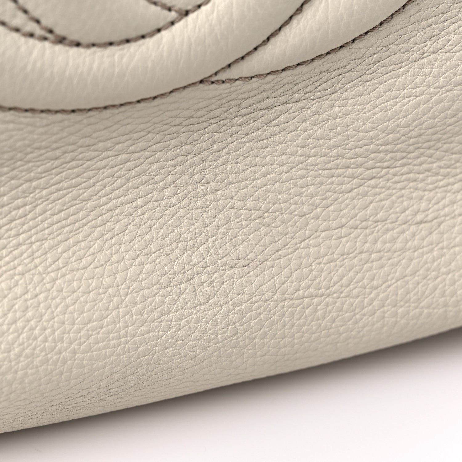 Gucci Pebbled Calfskin Large Soho Shoulder Bag Off White 18 of 19