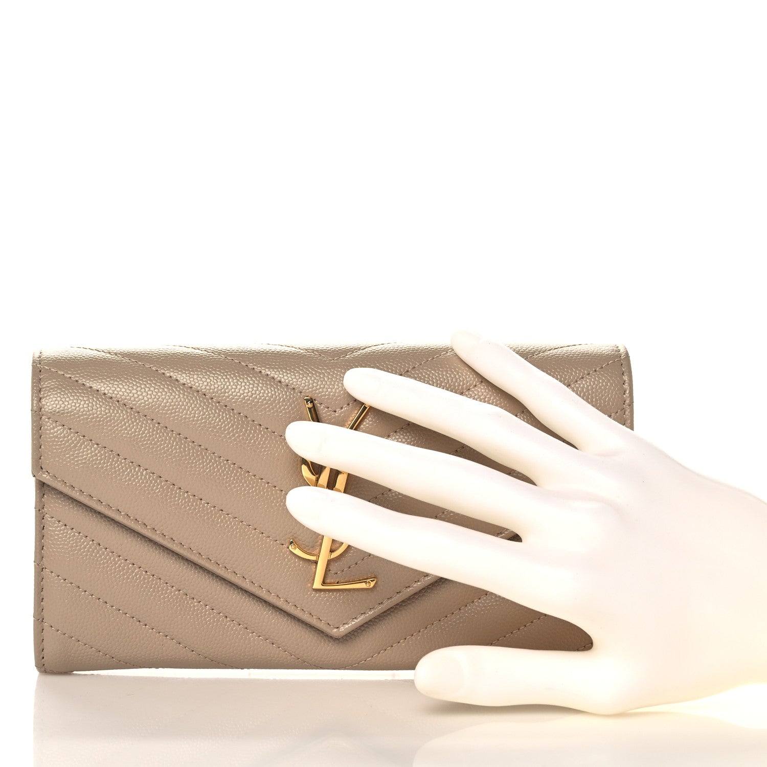 Saint Laurent Grain De Poudre Matelasse Chevron Monogram Flap Wallet Taupe 2 of 9
