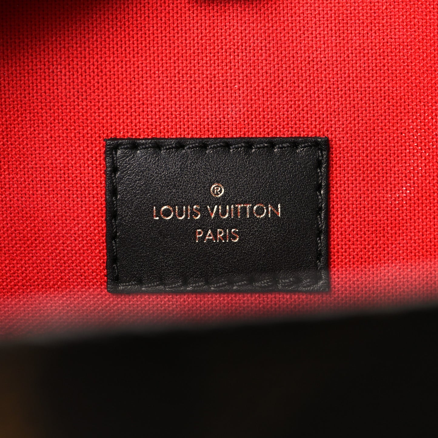 Reverse Monogram Giant Onthego MM