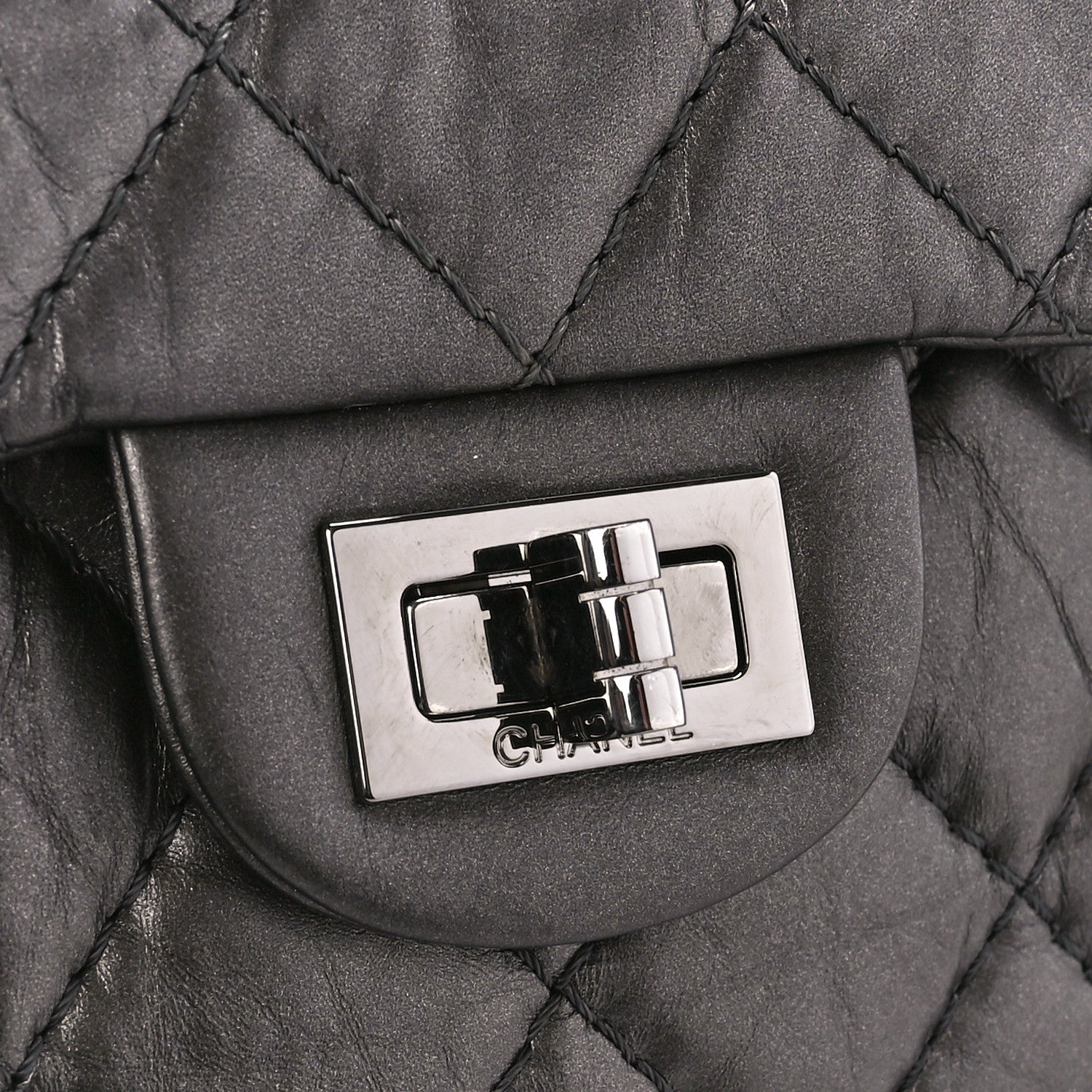 Chanel Metallic Aged Calfskin Quilted 2.55 Reissue Flap 226 Dark Grey 8 of 11