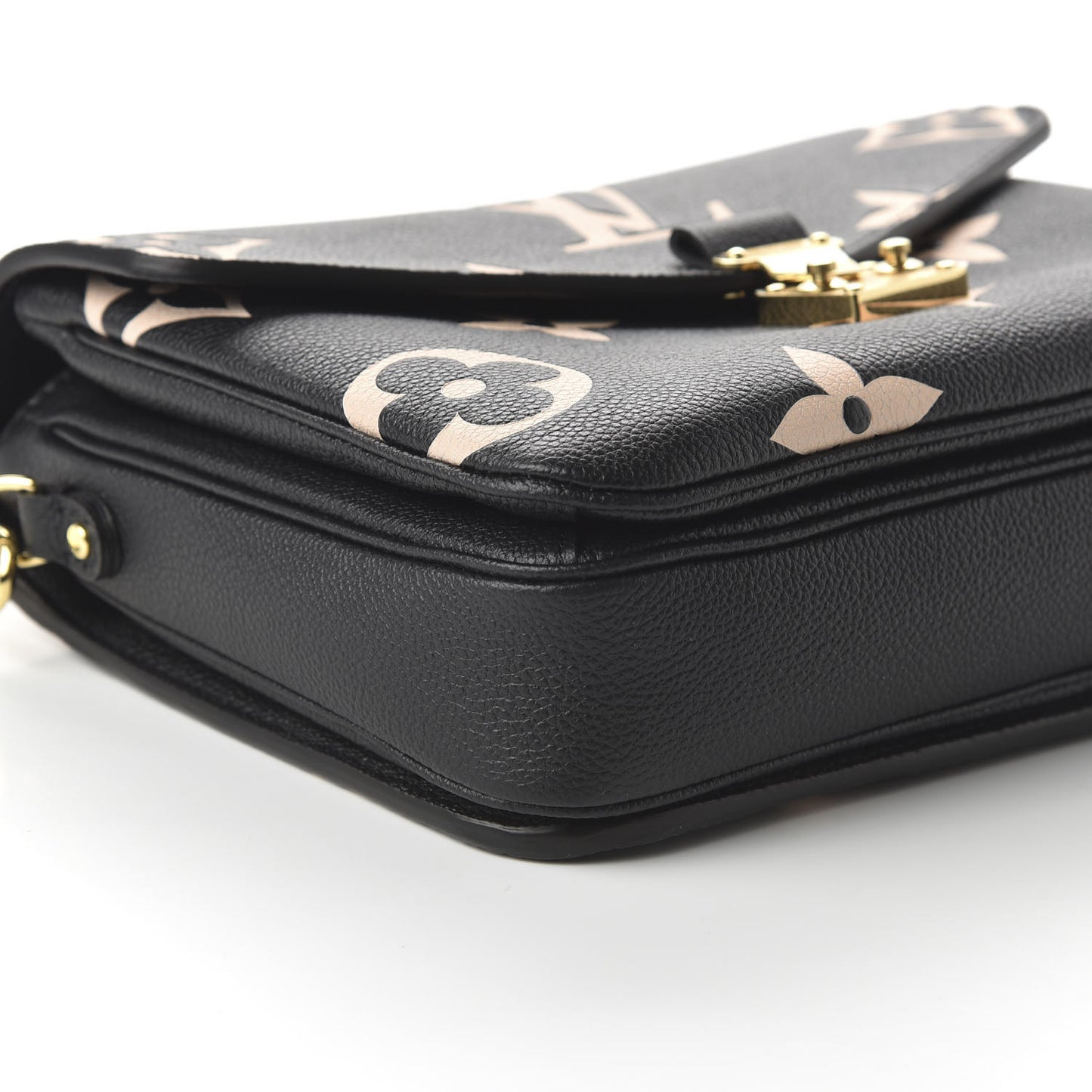 Empreinte Monogram Giant Pochette Metis Black Beige