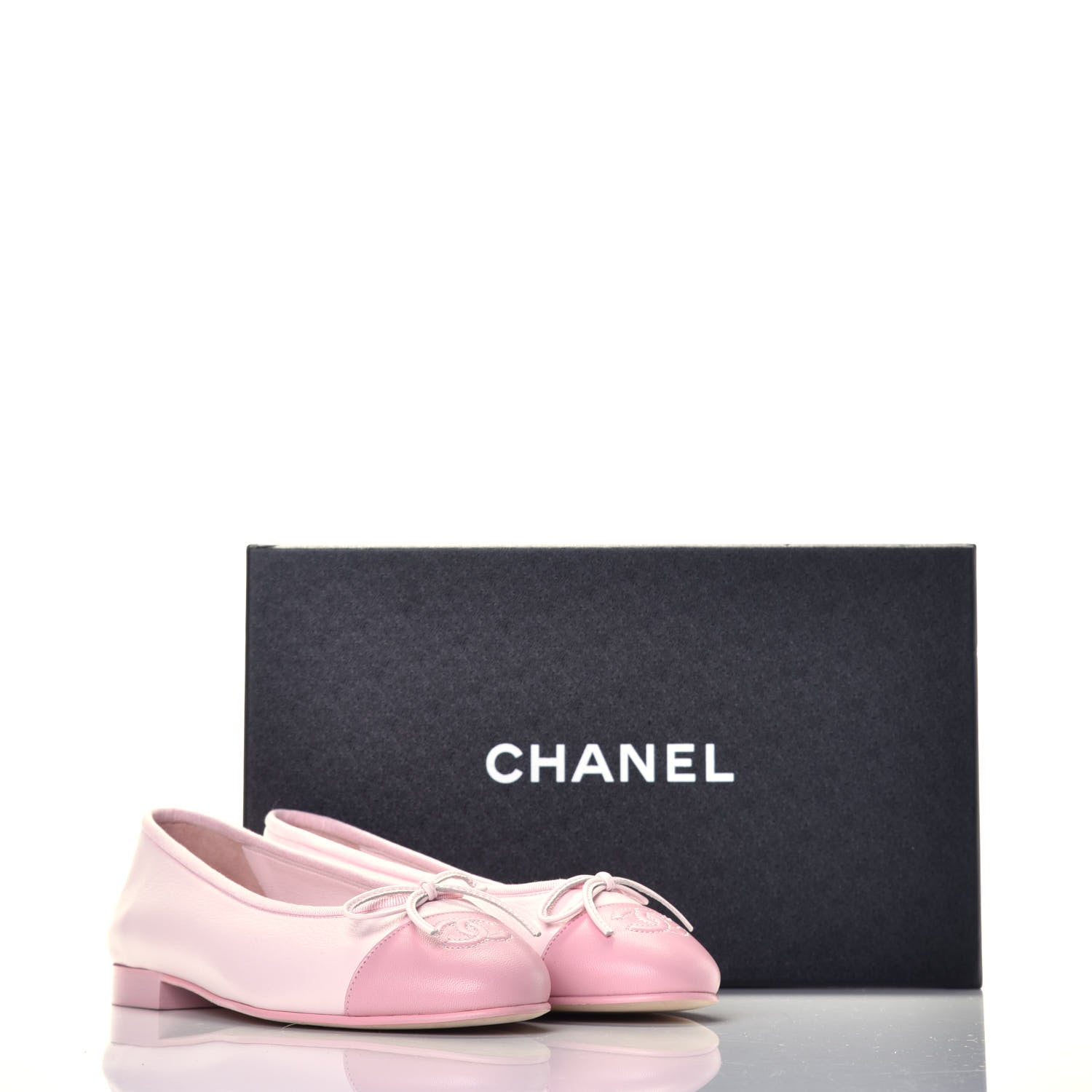 Chanel Lambskin CC Cap Toe Ballerina Flats 37.5 Pink Light Pink 10 of 10