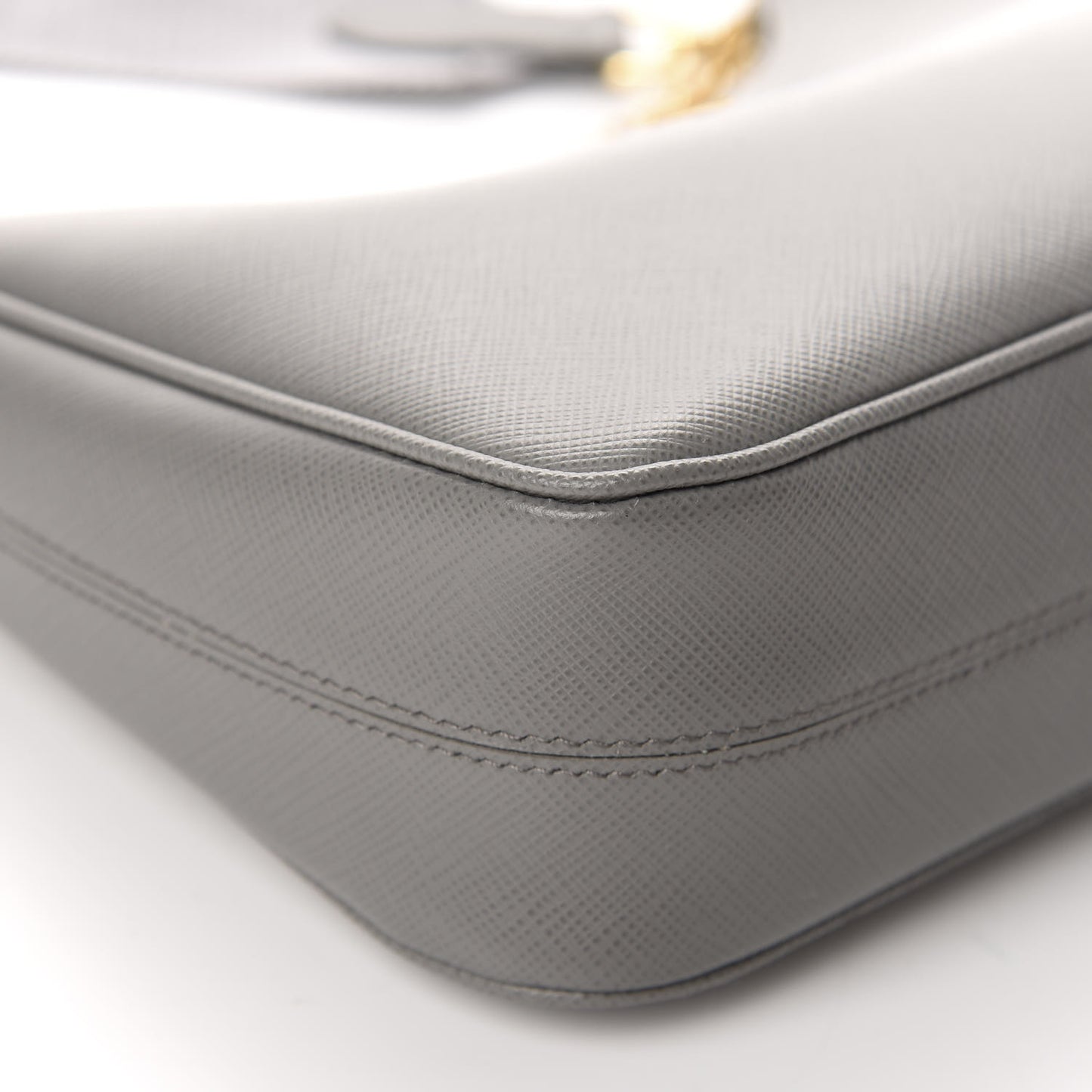 Saffiano Re-Edition 2005 Shoulder Bag Marmo