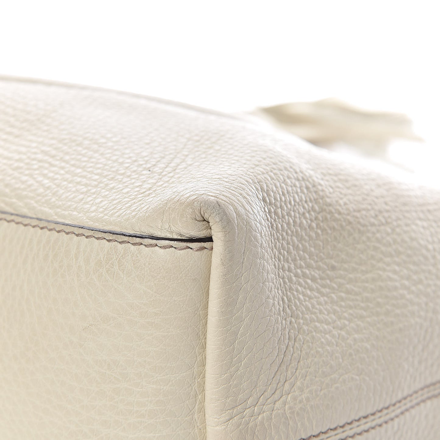 Pebbled Calfskin Medium Soho Chain Shoulder Bag Off White
