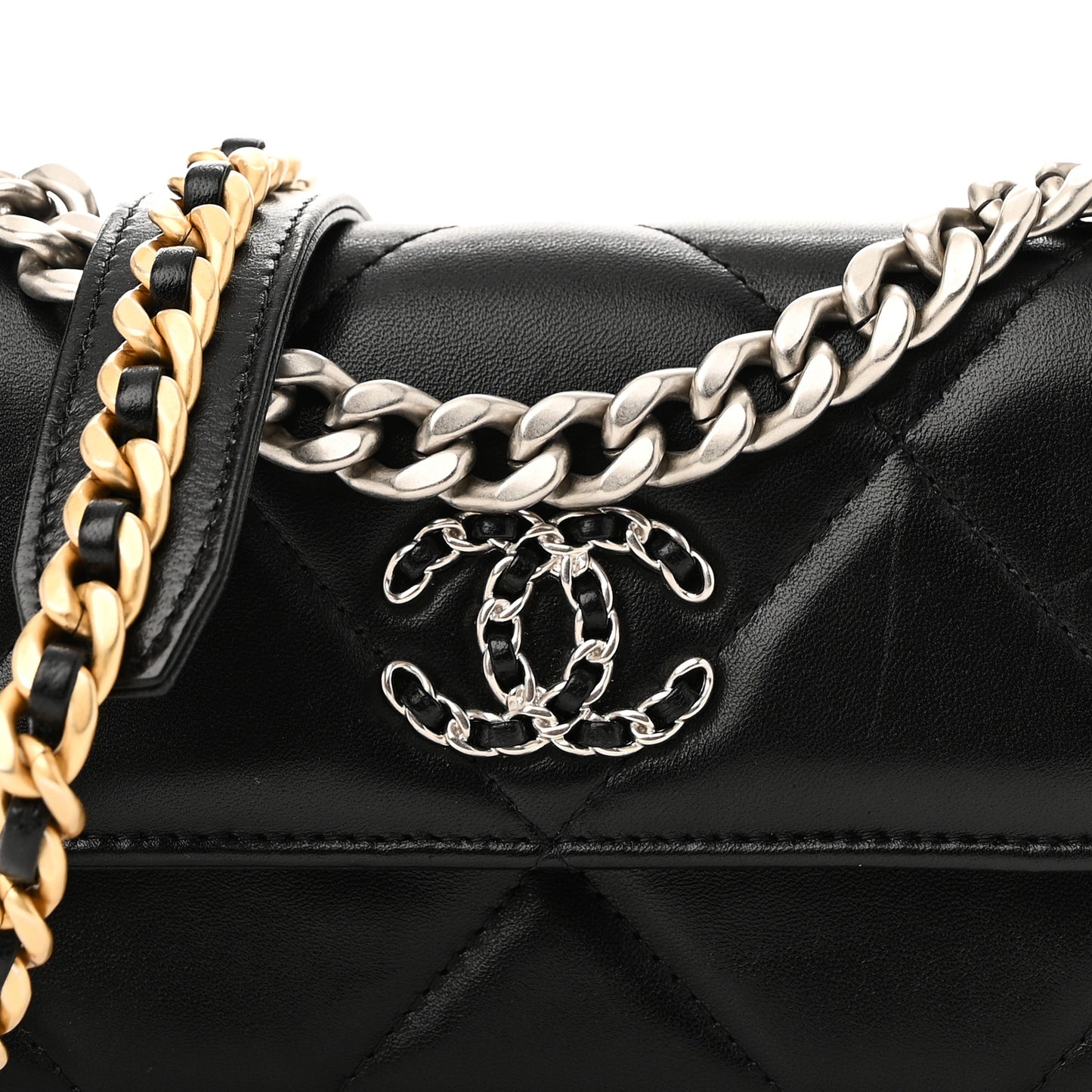 Lambskin Quilted Chanel 19 Flap Phone Holder With Chain Black