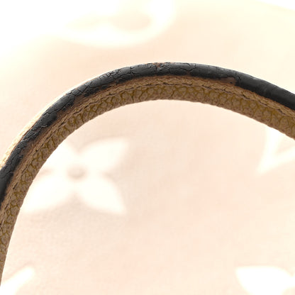 Louis Vuitton Empreinte Monogram Giant Onthego MM Tourterelle Creme 13 of 13