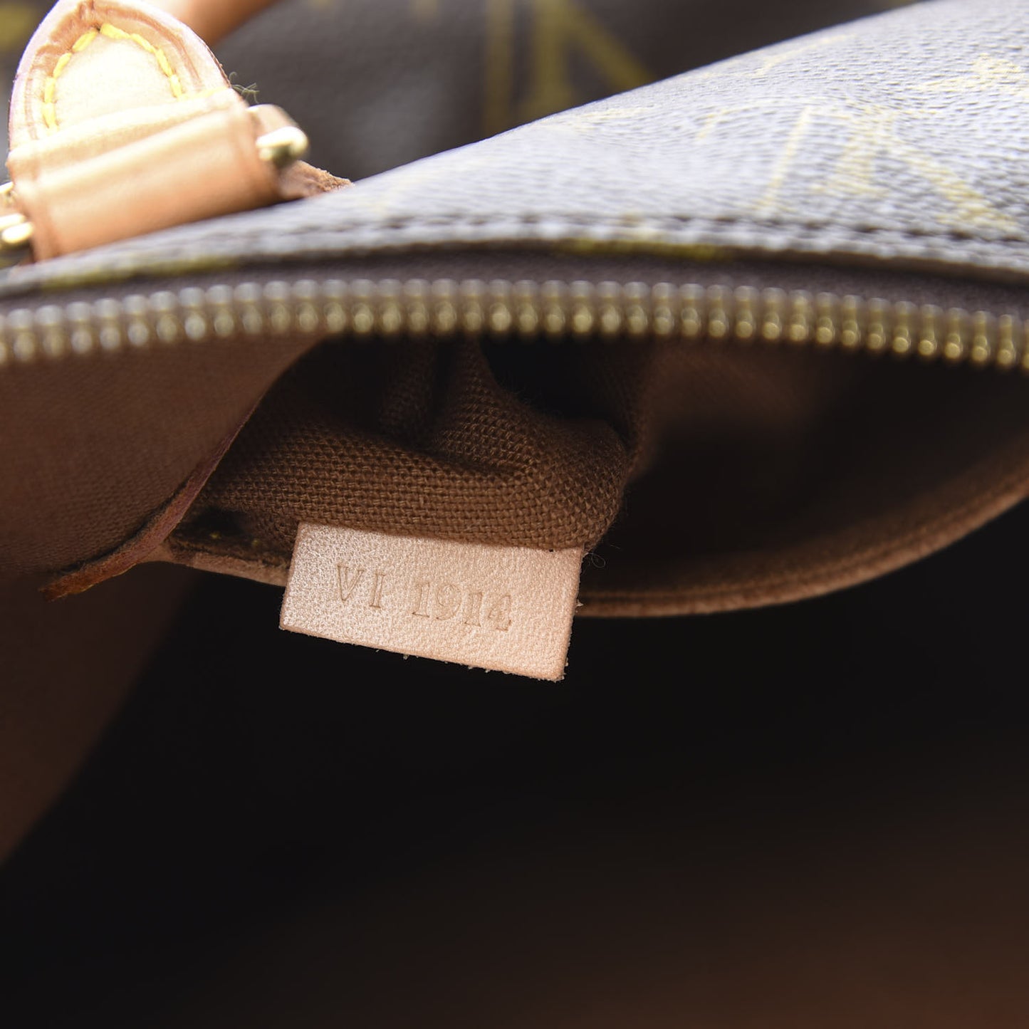Monogram Alma PM