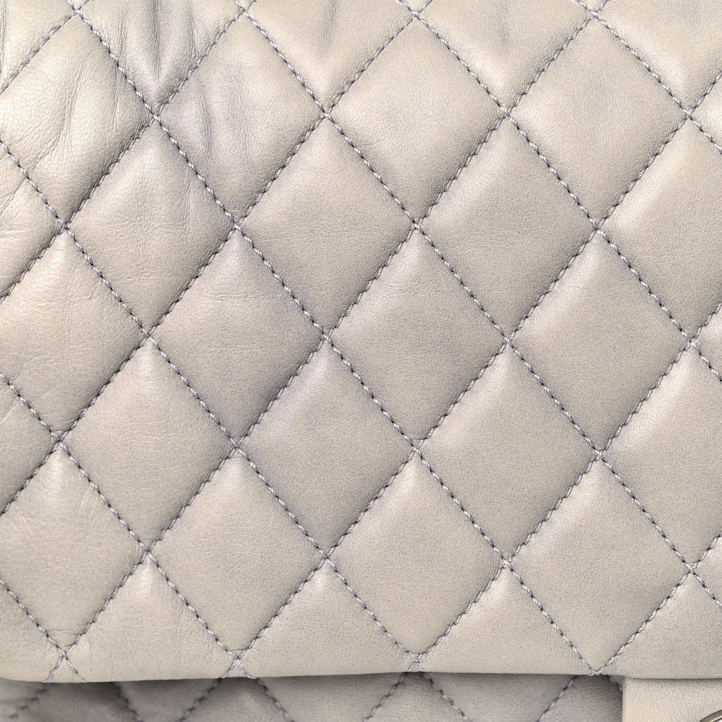 Lambskin Quilted Jumbo Coco Rain Flap Grey