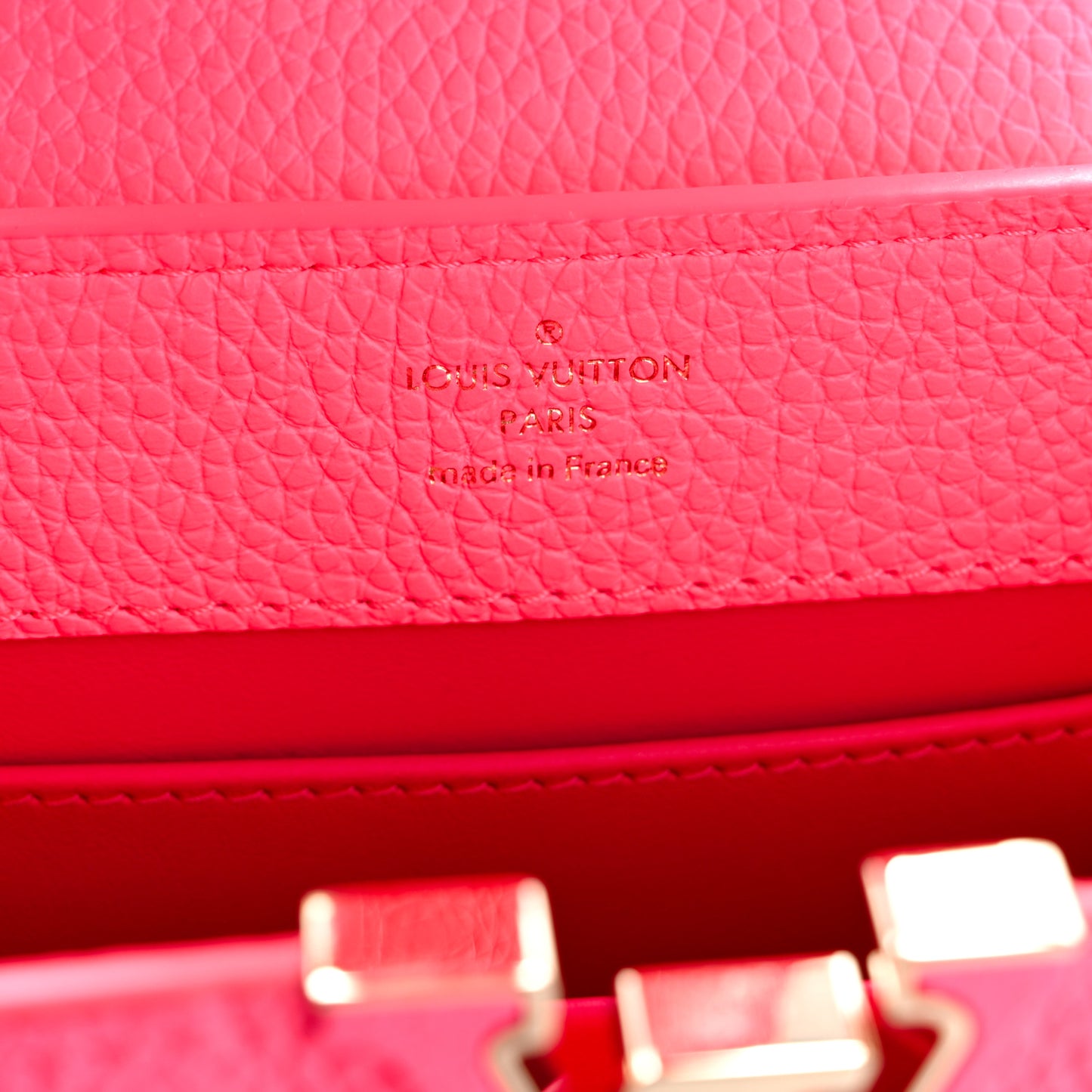 Taurillon Monogram Tuffetage Capucines Mini Fluo Pink