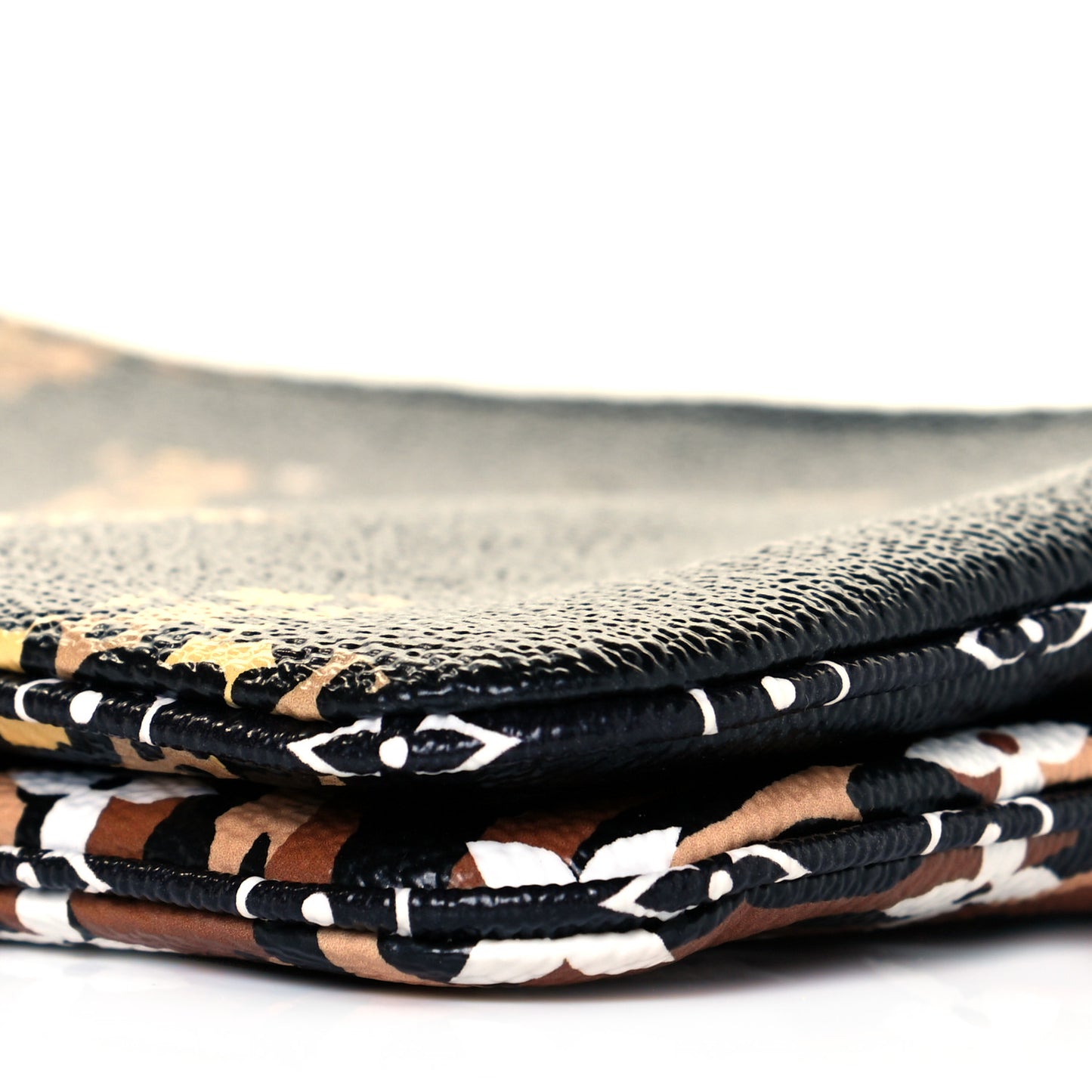 Monogram Giant Jungle Pochette Double Zip Black