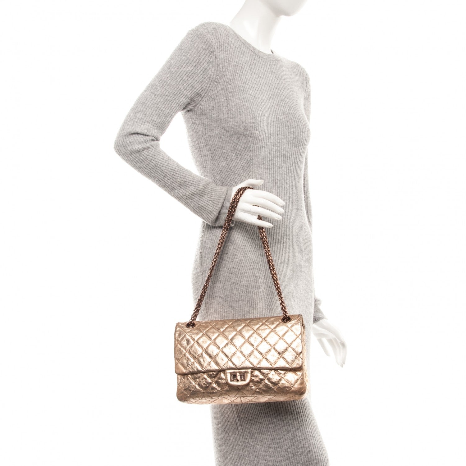 Chanel Metallic Aged Calfskin 2.55 Reissue 226 Flap Gold 2 of 7