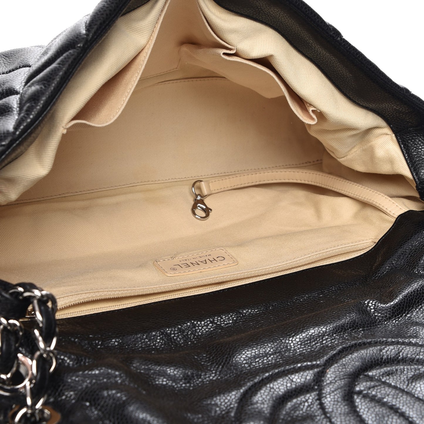 Glazed Caviar Medium Nature Flap Bag Black