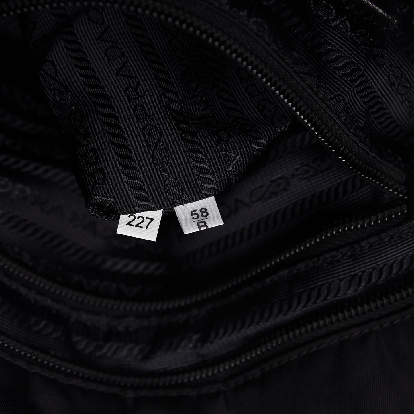 Tessuto Nylon Tote Black