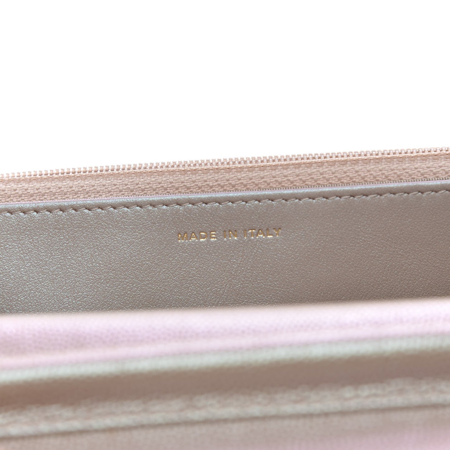 Iridescent Caviar Quilted Wallet On Chain WOC Beige