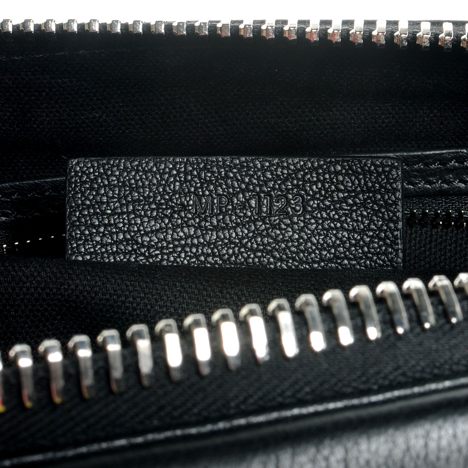 Givenchy Goatskin Medium Antigona Black 7 of 7