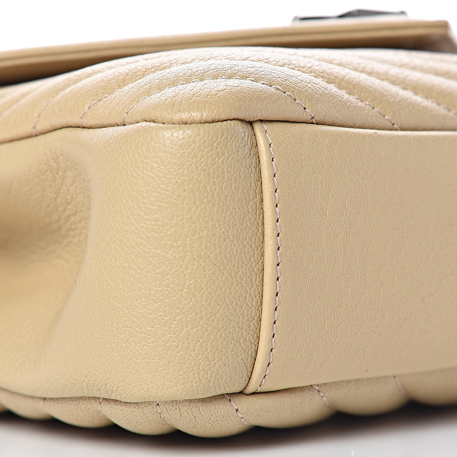 Saint Laurent Sheepskin Matelasse Monogram Medium College Bag Beige 9 of 10