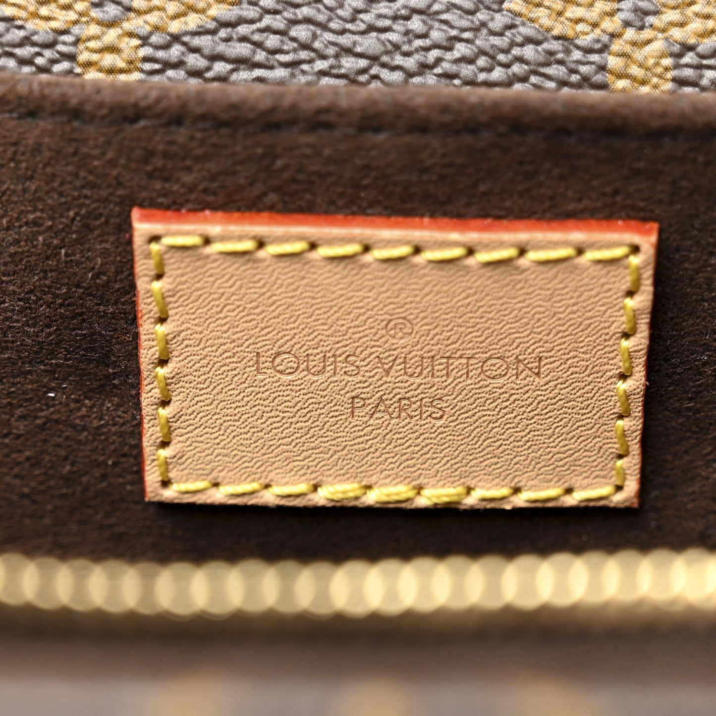 Monogram Pochette Metis East West