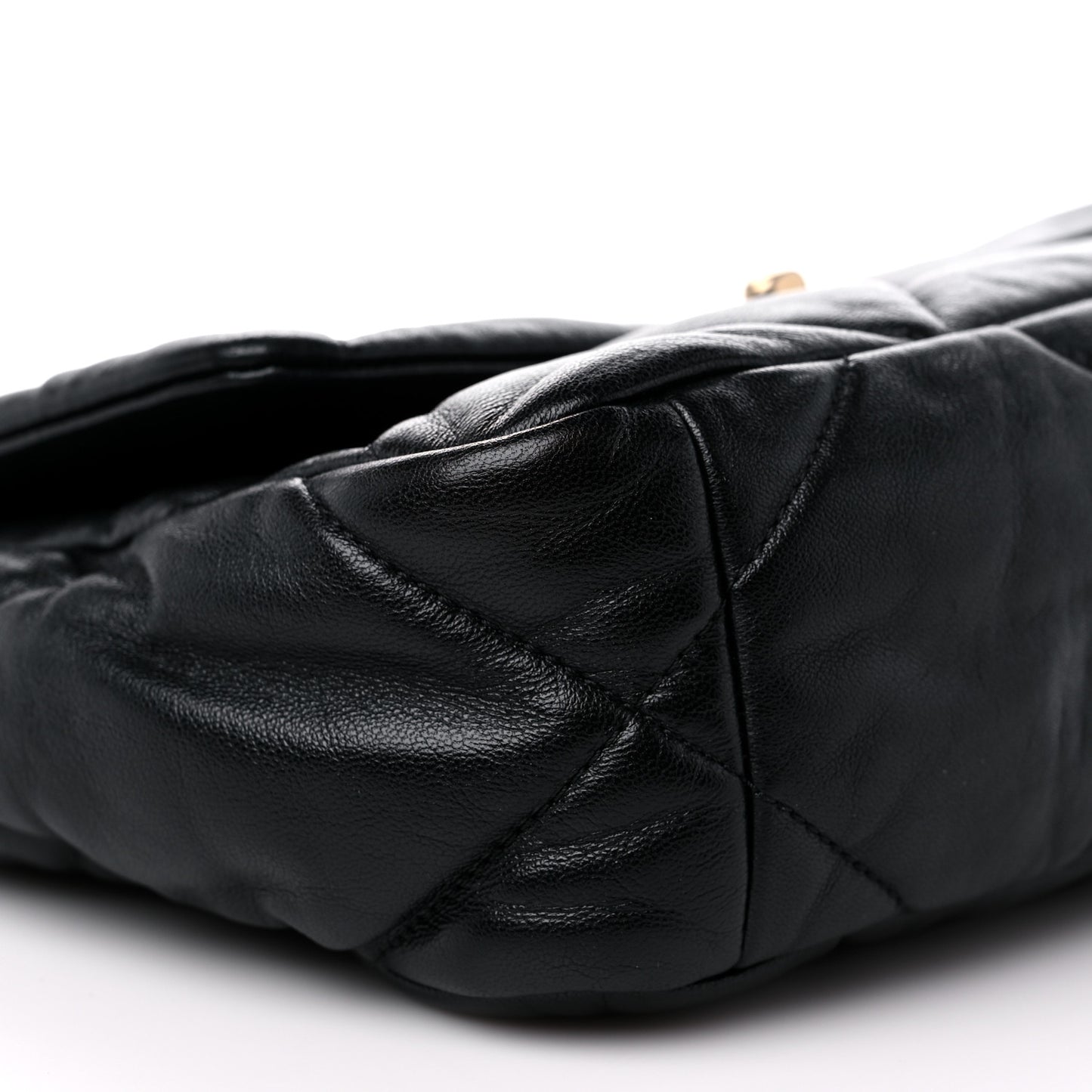 Lambskin Quilted Medium Chanel 19 Flap Black
