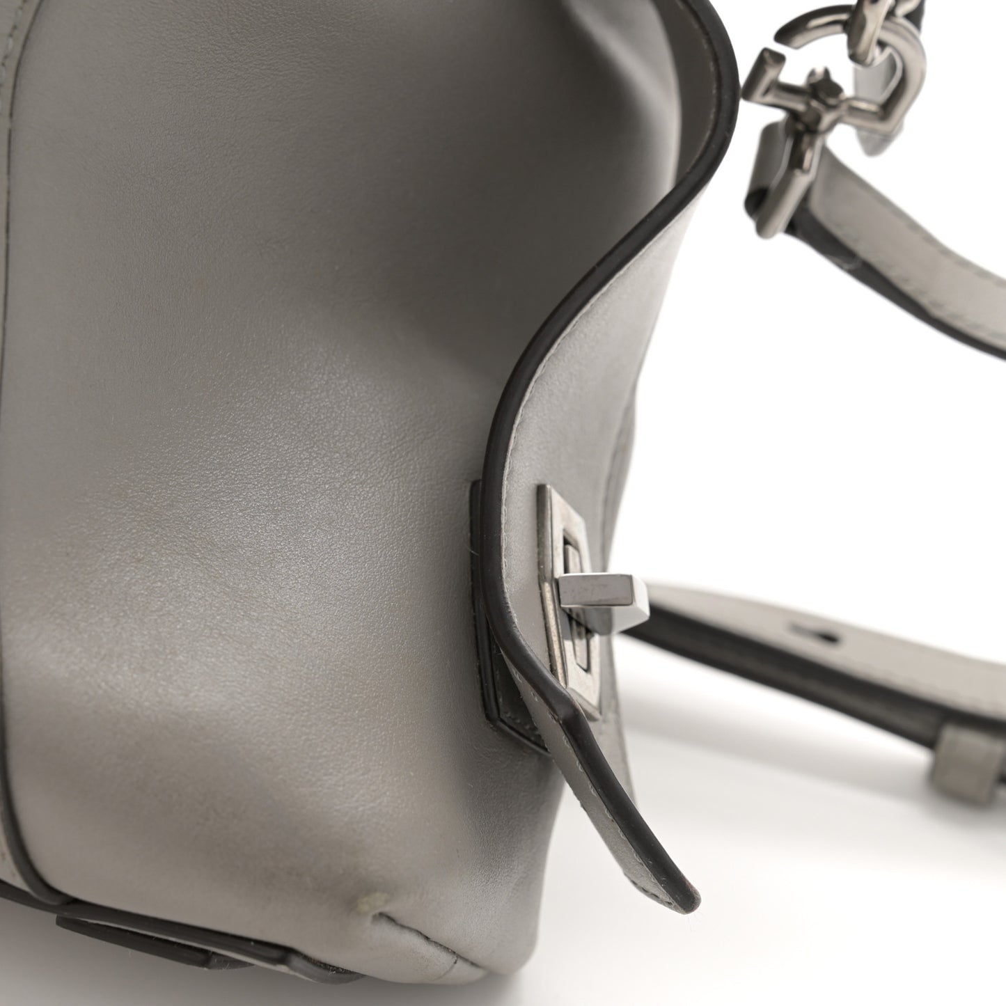 Calfskin Small Soft Antigona Pearl Grey