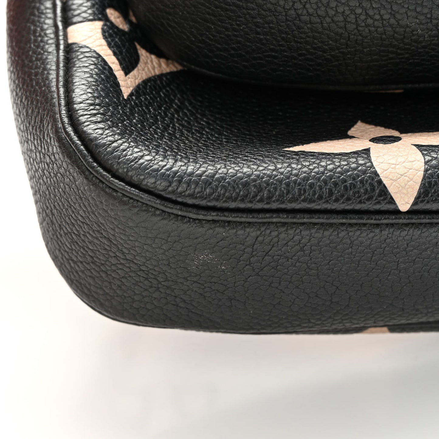 Empreinte Monogram Giant Multi Pochette Accessories Black Beige