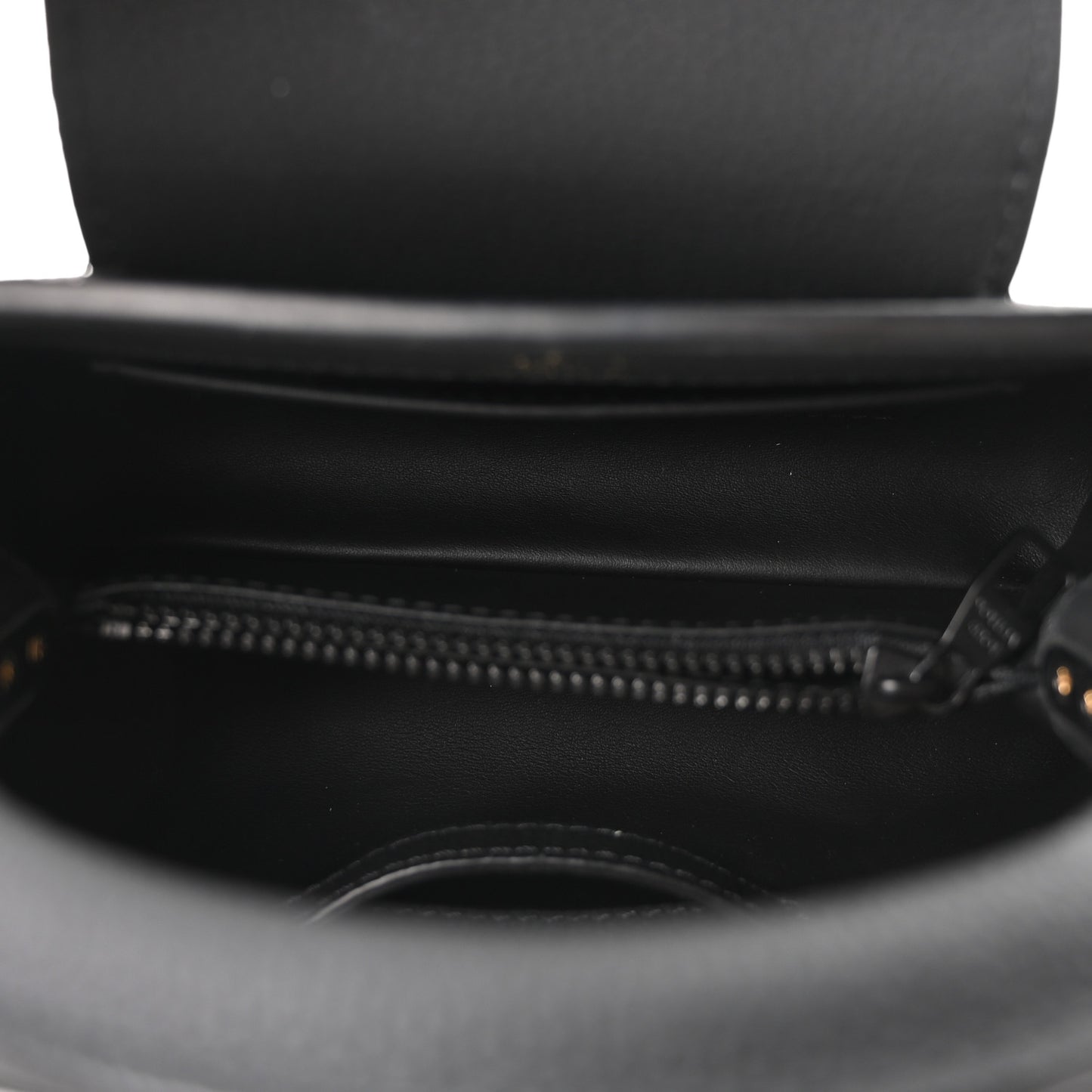 Matte Taurillon Capucines East West Mini All Black