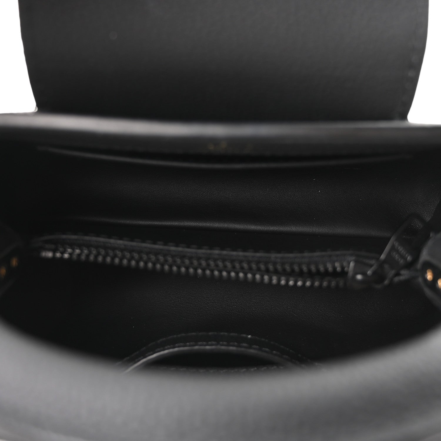 Louis Vuitton Matte Taurillon Capucines East West Mini All Black 5 of 9