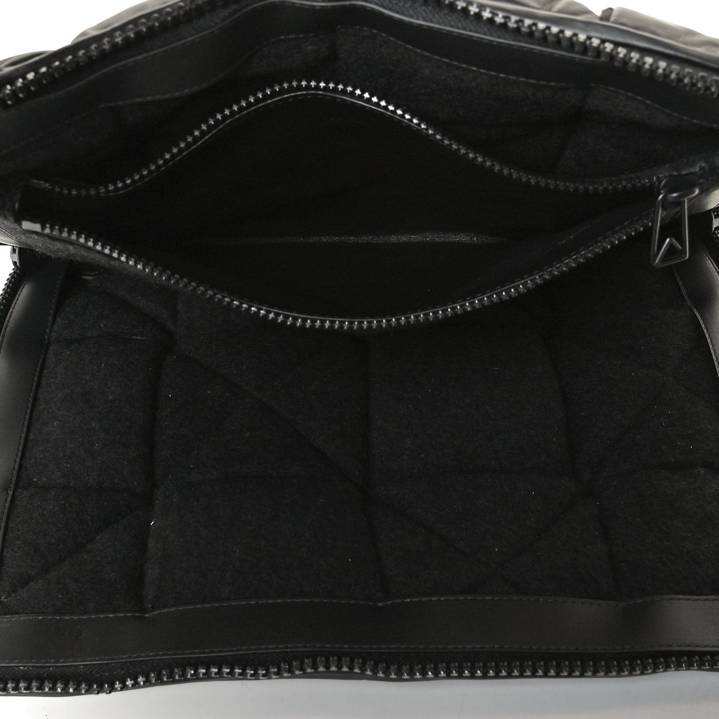 Calfskin Maxi Intrecciato Puffy Laptop Pouch Black