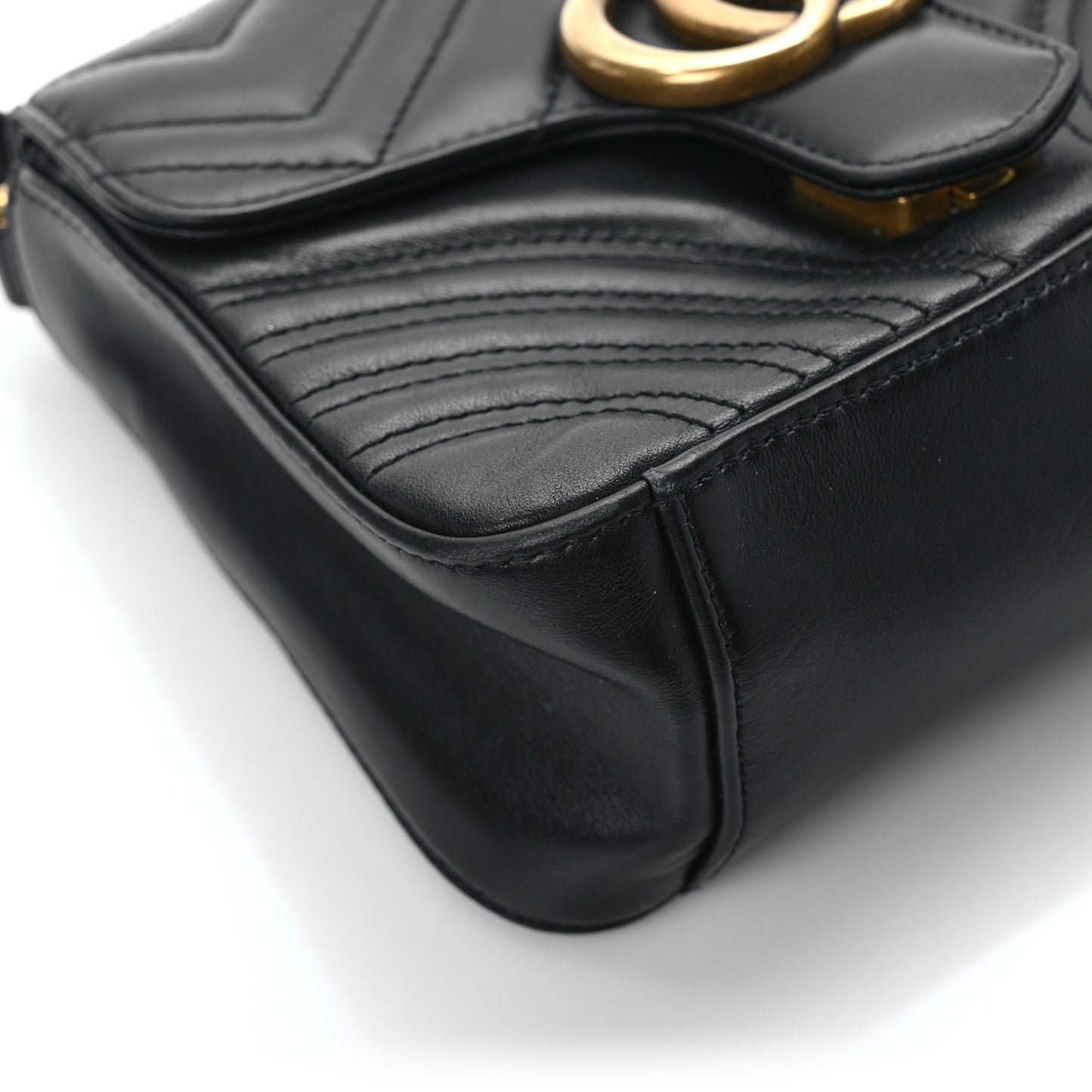 Calfskin Matelasse Mini GG Marmont Top Handle Shoulder Bag Black