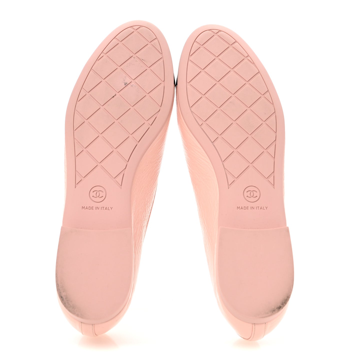Shiny Crumpled Calfskin Patent CC Cap Toe Ballerina Flats  38 Light Pink Black