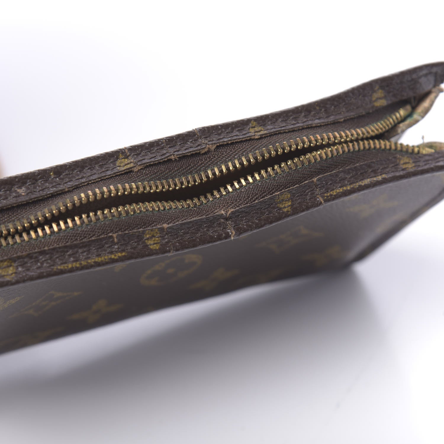 Louis Vuitton Monogram Petit Bucket 23 13 of 24