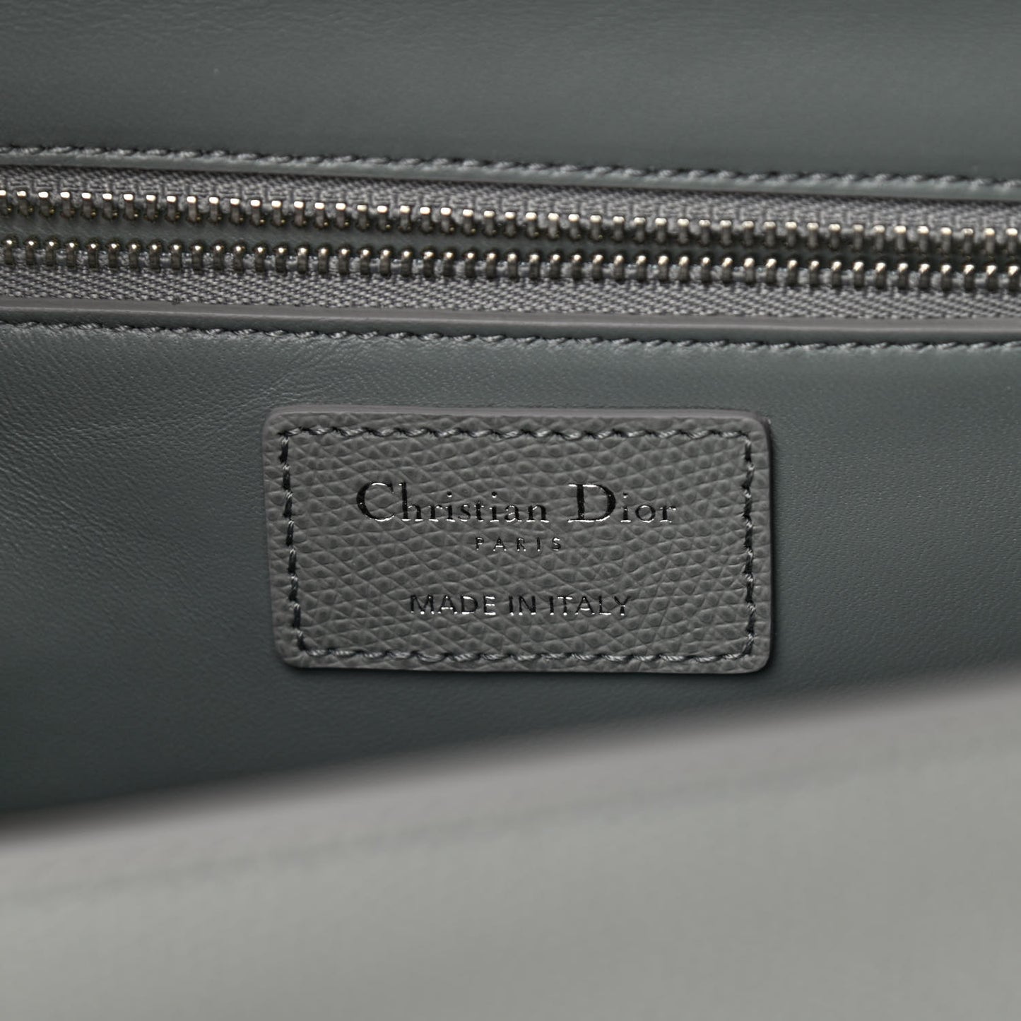 Grained Calfskin 30 Montaigne Chain Flap Bag Grey