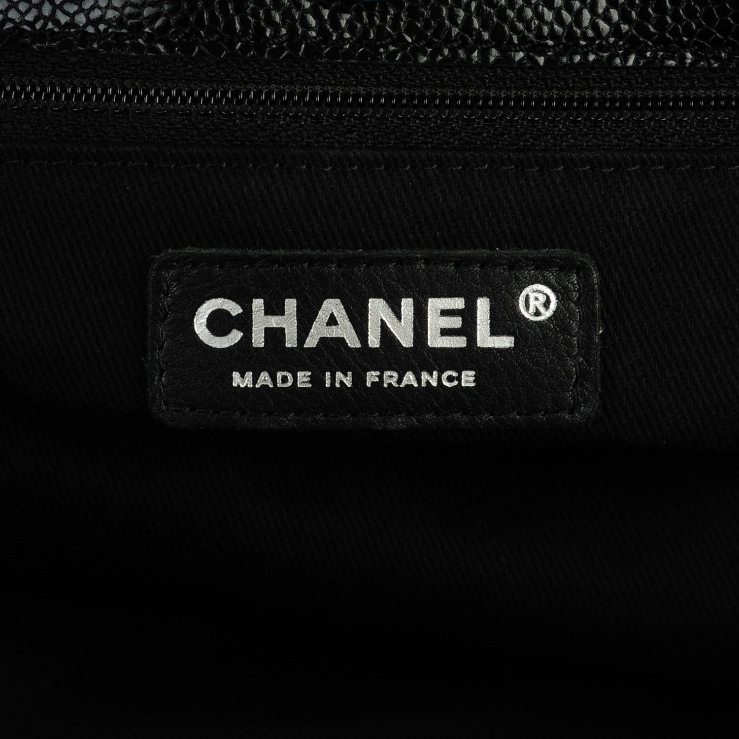 Chanel Grained Calfskin Medium Natural Beauty Messenger Black 6 of 7