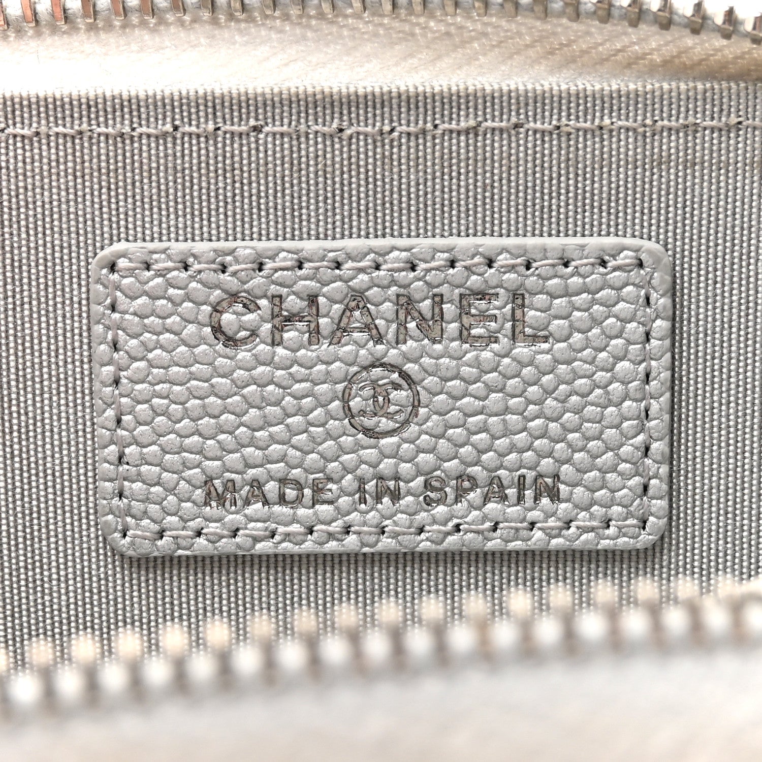 Chanel Metallic Caviar Chevron Quilted Vintage Mademoiselle Zip Coin Purse Silver 6 of 10
