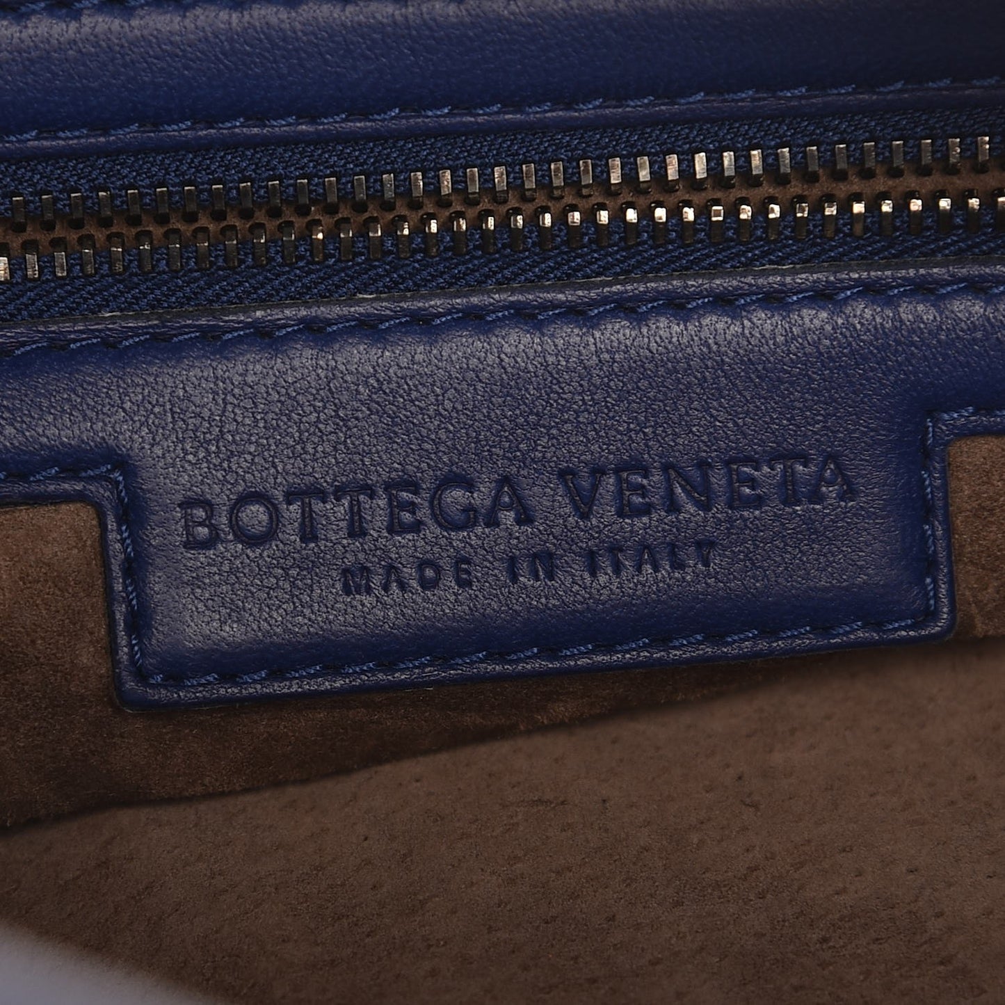 Nappa Intrecciato Medium Veneta Hobo Sapphire