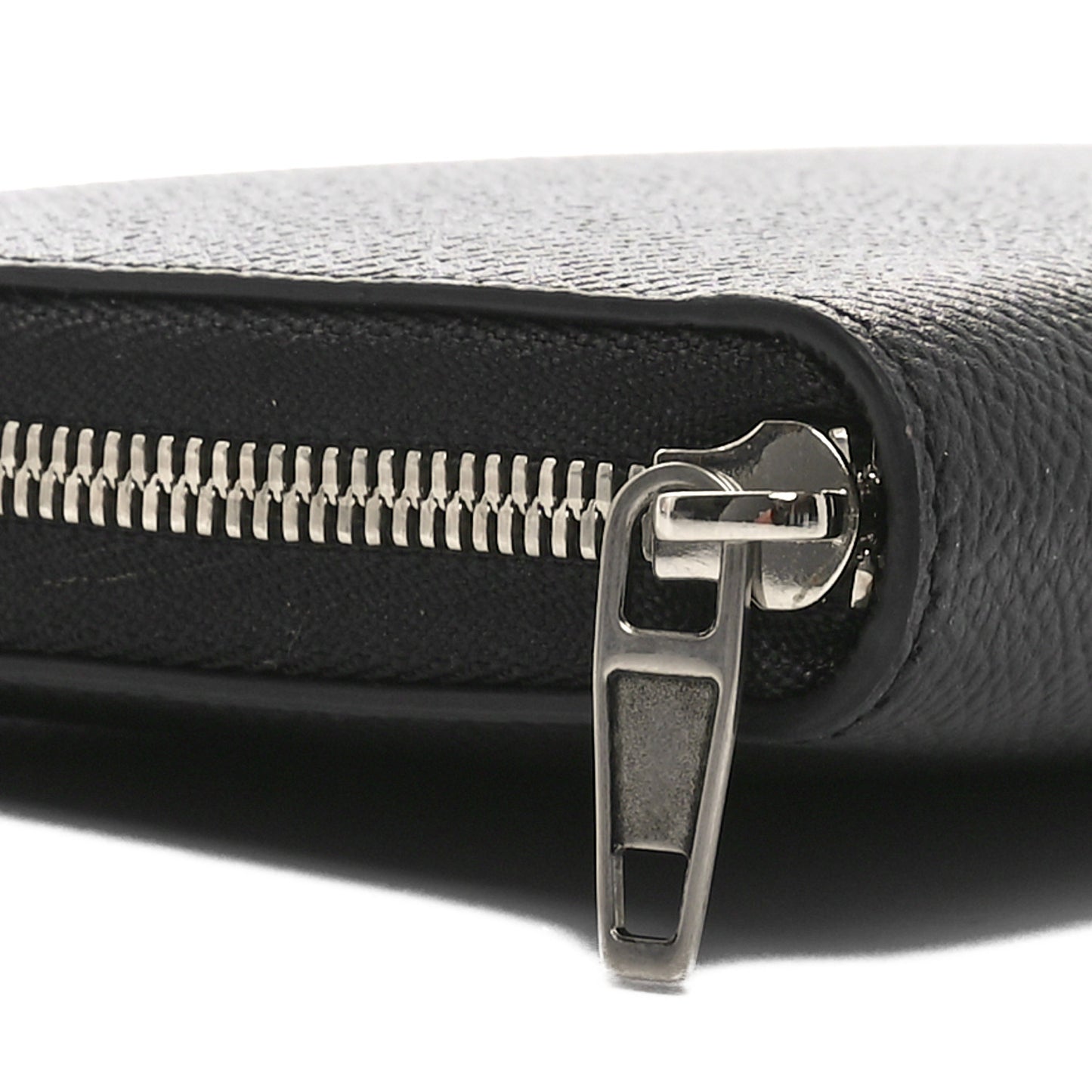 Grained Calfskin Zip Card Case Wallet Black