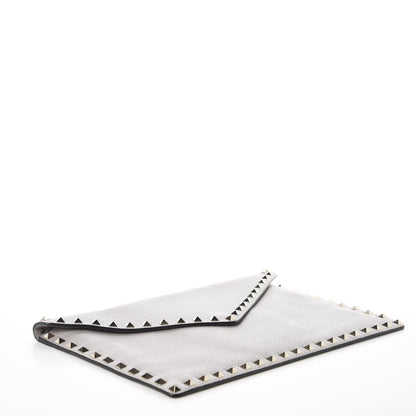 Valentino Garavani Pebbled Calfskin Large Rockstud Envelope Clutch Pastel Grey 3 of 10