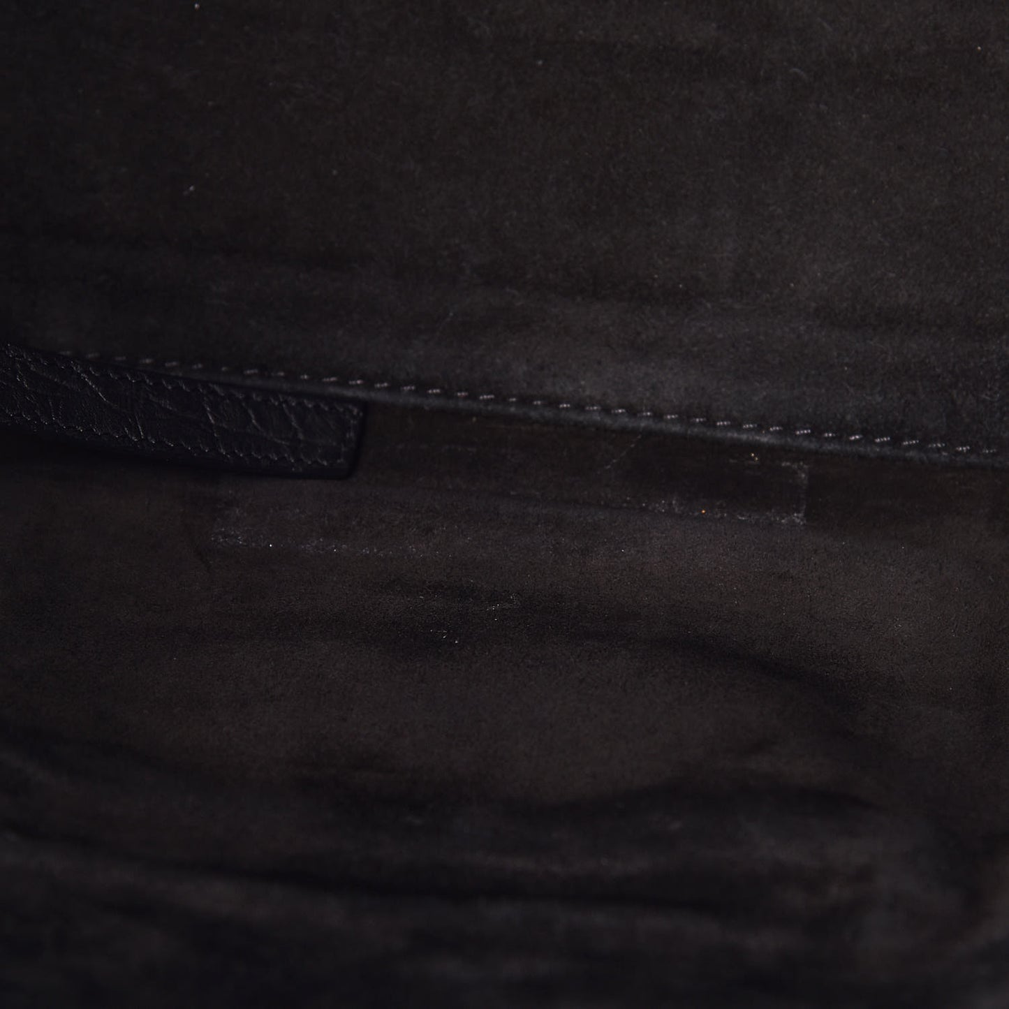Crocodile Embossed Calfskin Medium Phantom Luggage Black