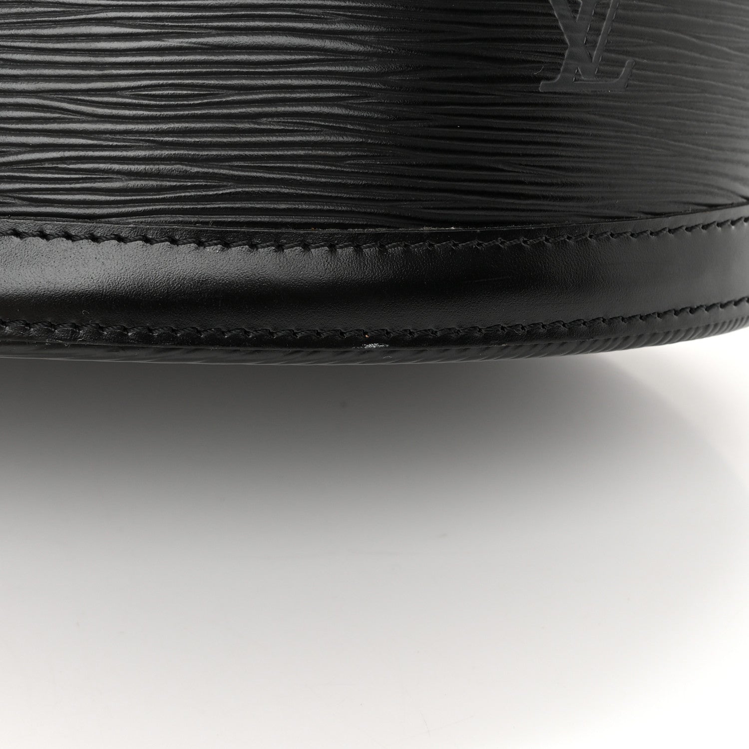 Louis Vuitton Epi Cluny Black 15 of 17