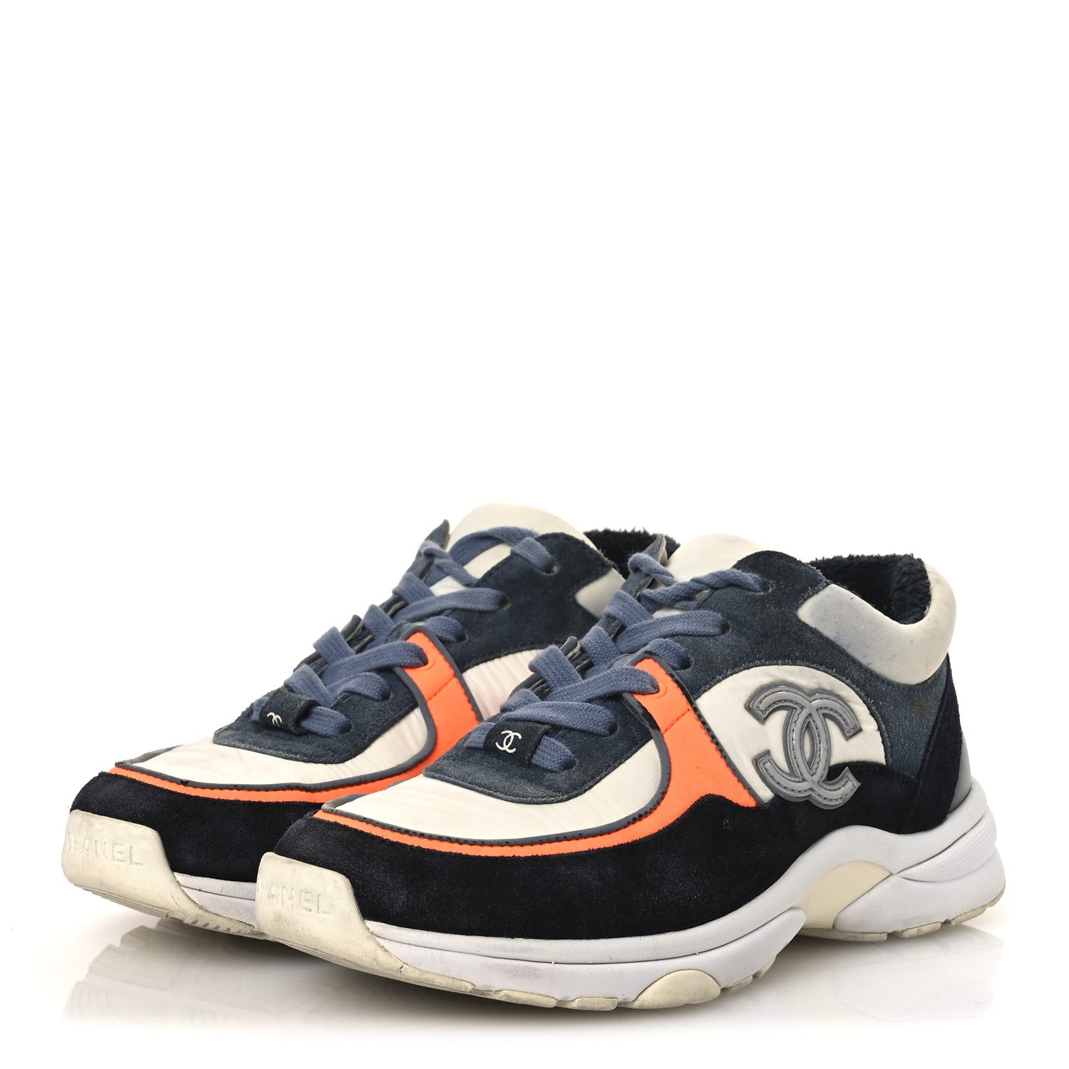 シャネルスポーツ Chanel Nylon Calfskin Suede CC Womens Sneakers 35.5 Navy White