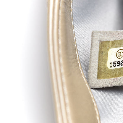 Chanel Calfskin Ultimate Stitch Flap Gold 7 of 18