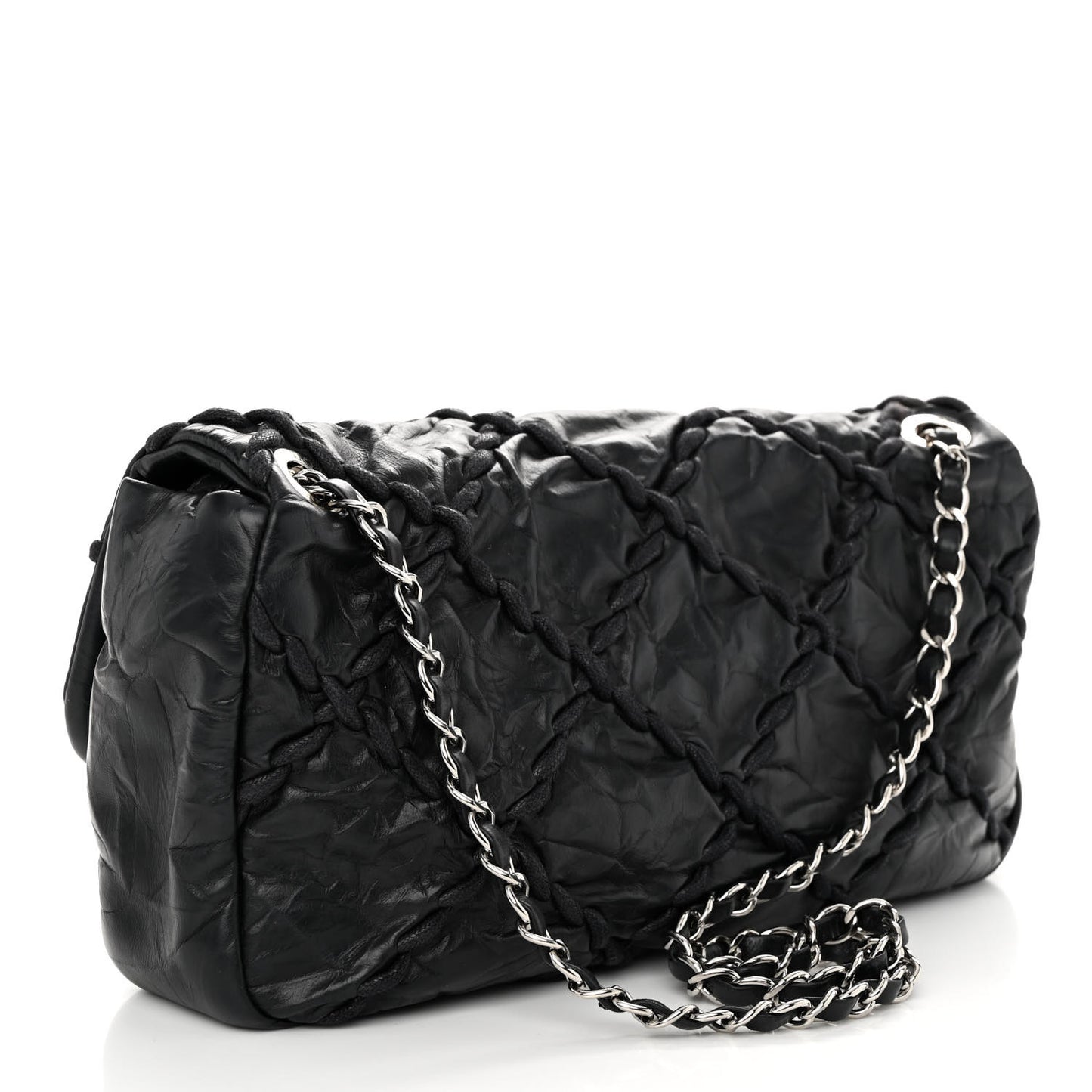Calfskin Medium Ultra Stitch Flap Black