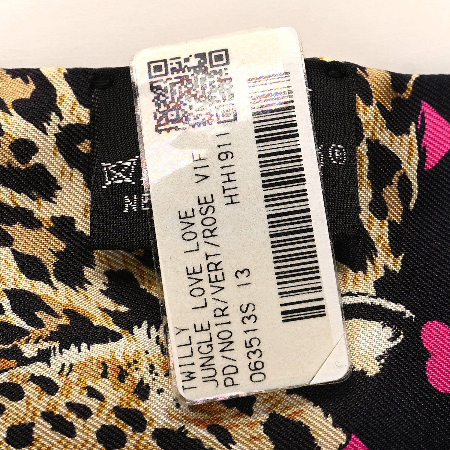 Hermes Silk Jungle Love Love Twilly Black Vert Rose Vif 3 of 4