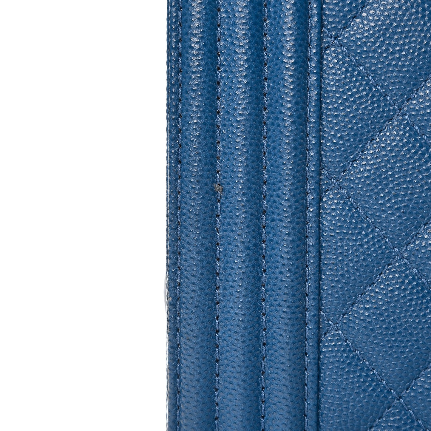 Caviar Quilted New Medium Boy Flap Blue