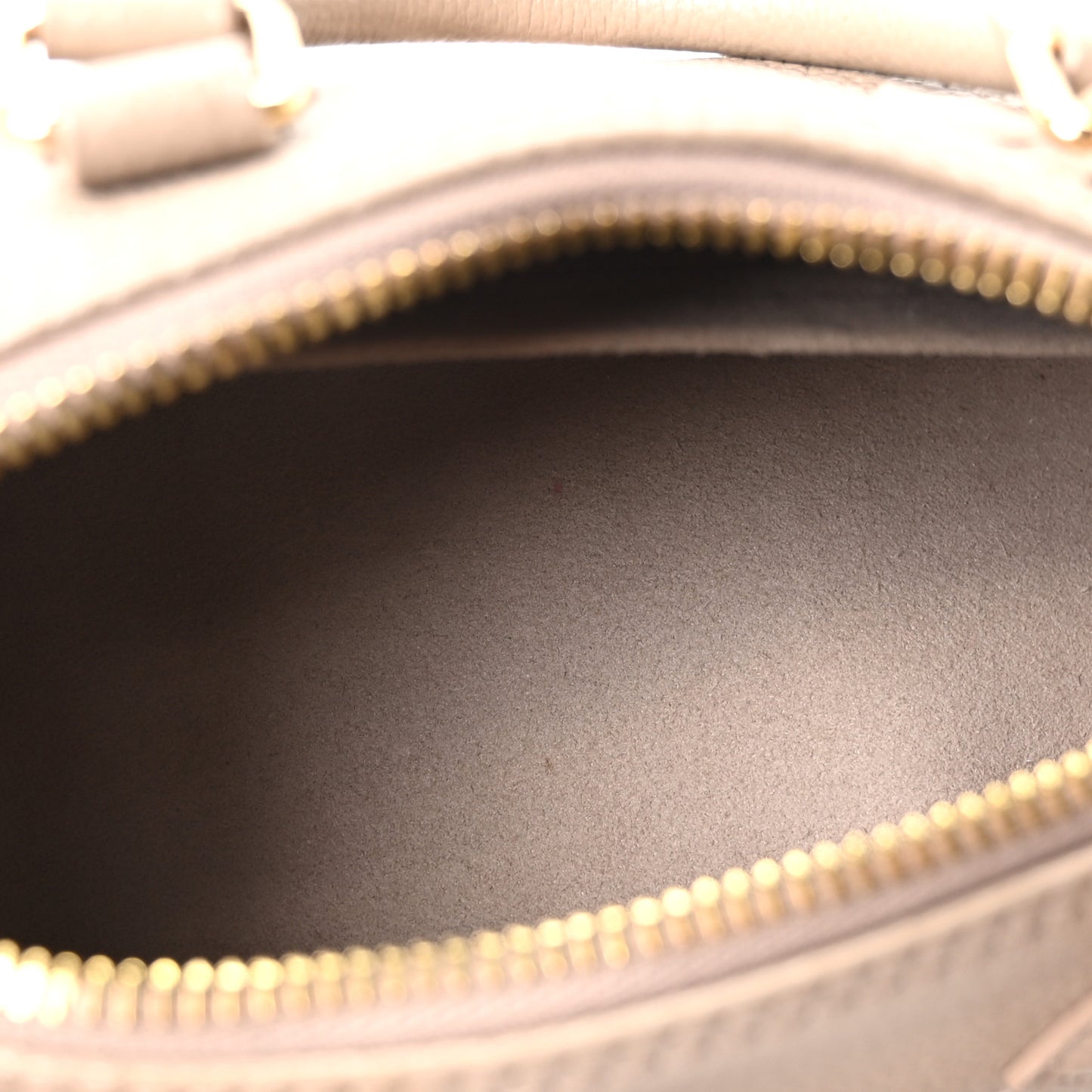 Empreinte Monogram Giant Papillon BB Tourterelle Cream